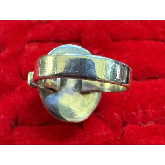 Vintage Silver Poison Ring Green Gemstone & Hidden Compartment Size 6. - Picture 2 of 10